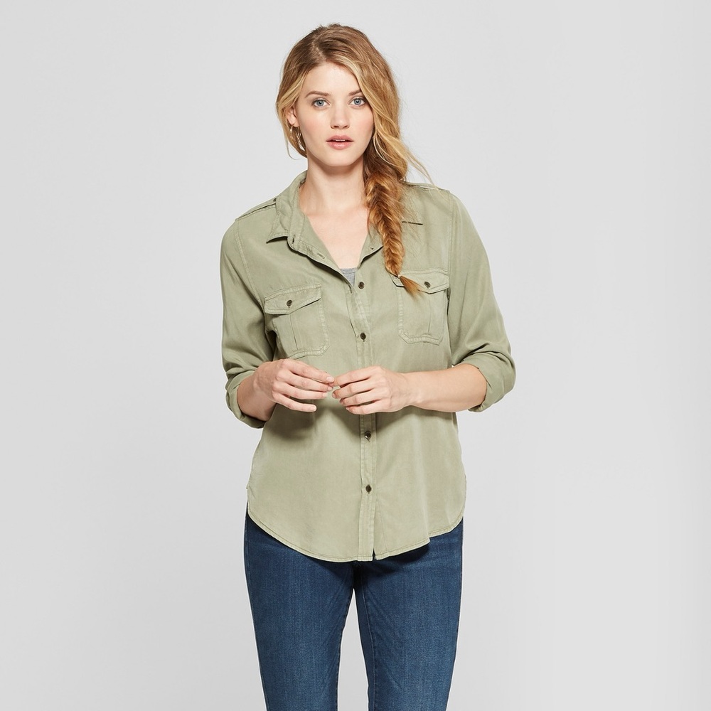 4/$25 Universal Thread Womens Long Sleeve Soft Twill Shirt in Olive Green size M